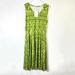 NWT LULAROE NICKI LARGE SLEEVELESS A-LINE SCOOP NECKLINE DRESS **HAS POCKETS**